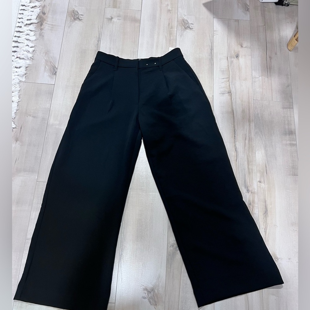 BRAND NEW Abercrombie and Fitch premium crepe tailored ultra wide leg pant 28S
